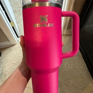 40 oz hot pink Stanley Cup